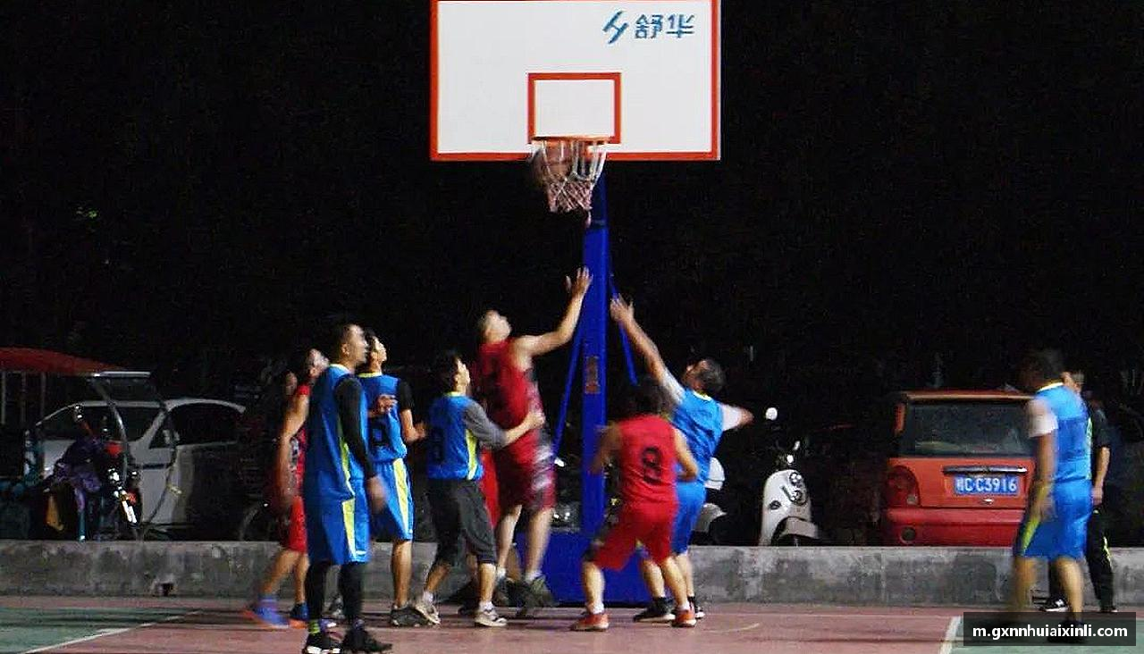 伟德⚽直播零时差，指尖掌控全场！一键开启你的主场狂欢！